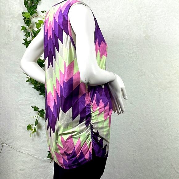 LOVEUDEAR 1XL Geometric Print Tank Top NWOT With Gathered Sides Stretchy Comf… - Picture 6 of 12